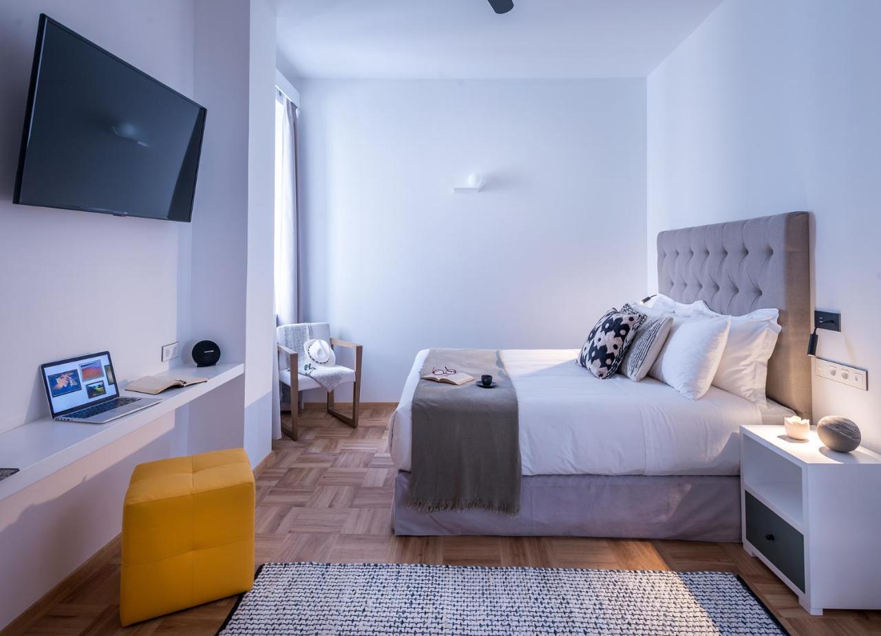 Shapes Luxury Suites Ермополи Екстериор снимка