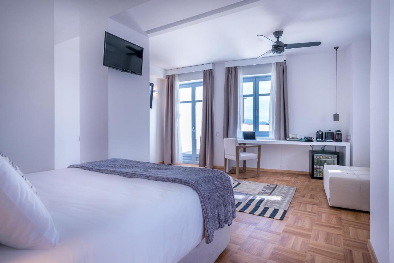 Shapes Luxury Suites Ермополи Екстериор снимка